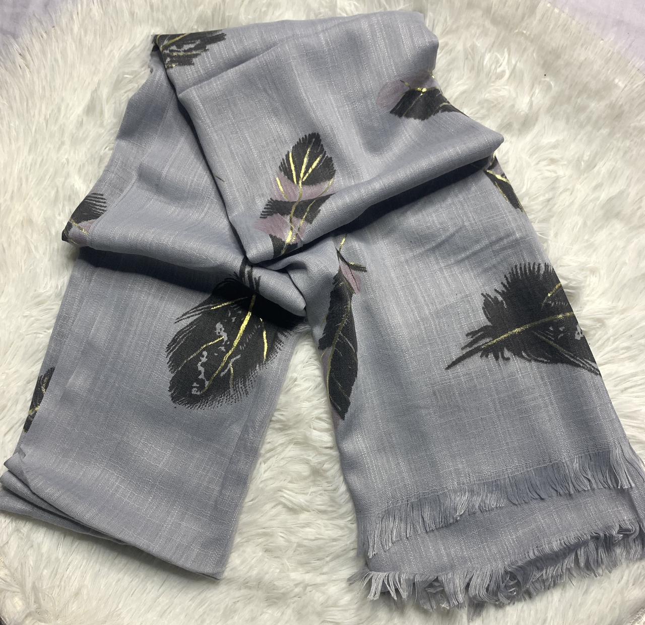 Leaf Printed Stoler - Purple